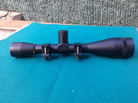  Buenas noches

Pongo a la venta un visor Leupold modelo M8 de 6x42 aumentos.

Tubo de pulgada
Torretas 02
