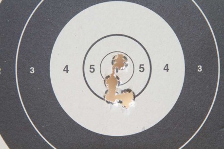 RESERVADO¡¡¡
Ahora más rebajado. Antes 2450 euros, ahora 2200 euros
Pocos tiros. Se vende rifle tipo Remington 11