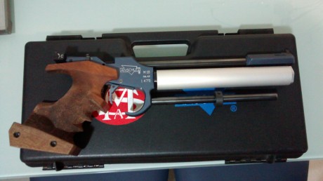 "VENDIDA" SE PUEDE CERRAR, GRACIAS Vendo pistola aire comprimido de precisión SAM Anschutz modelo 01