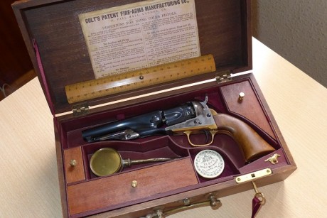 Otra de mis piezas en magnífico estado.
Cañón de 11cm y cal. 36 (bola 375). Marca Uberti guiado en AE. 11