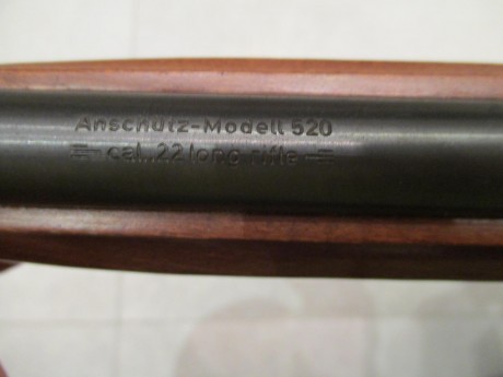 Carabina ANSCHUTZ cal. 22 LR Es una de las mejores carabinas de este calibre. Esta como nueva, tanto de 50