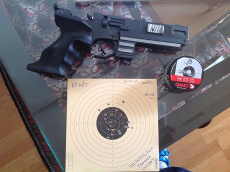 Bueno,continuo practicando con mi twinmaster,aprovechando que no esta mi mujer :duel-guns: ahora al menos 00