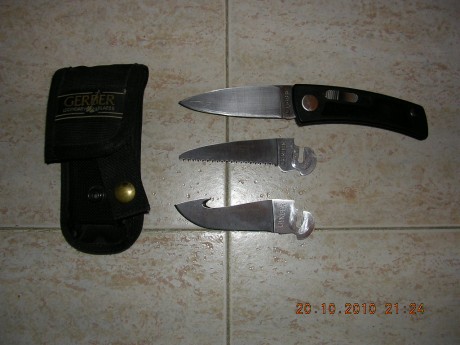 Estas son las piezas que tengo de la casa Gerber, creo que tengo alguna navaja más, ya miraré, tenía un 02