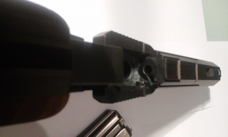 Vuelvo a ponerla a la venta, desde la última vez no ha pegado ni un tiro. La vendo por no usarla debido 01