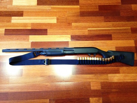 Vendo  BENELLI M3 SUPER 90 sintética negra, en perfecto estado. Es una escopeta que funciona en semiautomático 02