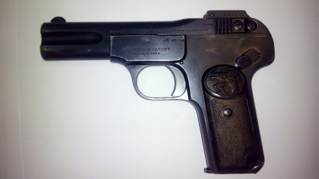 Vendo pistola FN browning mataduques. Calibre 7,65 modelo de 1900. Muy buen estado de conservación. Funcionando. 02