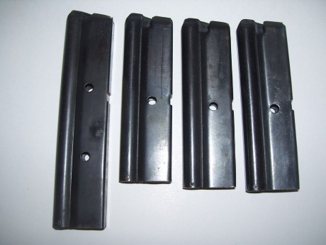Hola a todos
vendo varios cargadores usados y en buen estado para varias carabinas del calibre 22 Lr y 20