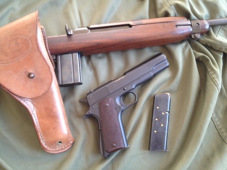Vendo esta pieza de colección. Se trata de una Colt 1911-A1 original de la Segunda Guerra Mundial, fabricada 01