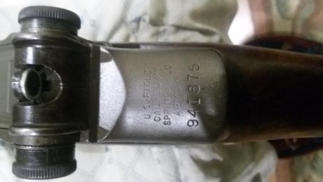Garand fabricado en el año 1942 por springfield, se acompaña con bayoneta larga (desconozco si es original), 01