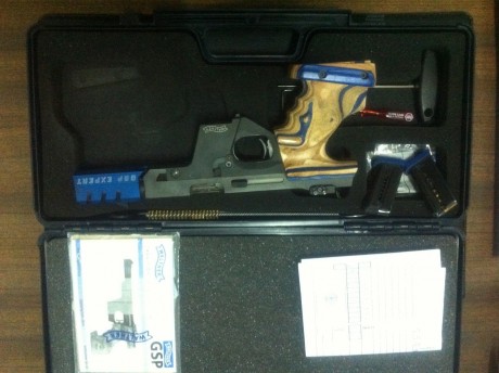 Vendo walther  gsp  Expert del 22lr
Se entrega  con dos  cargadores, maletín original  
Se encuentra  00