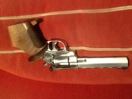 Hola

Vendo revolver Weihrauch Target Trophy hw 357.

Precio: 450 eur (porters incluidos en peninsula)

Saludos
Juan 01