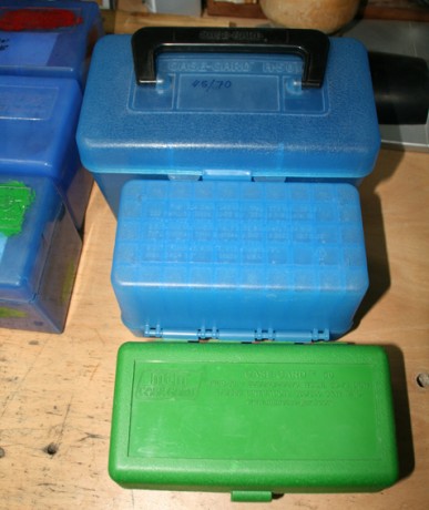 Hola, Vendo una serie de accesorios para avancarga y recarga:
He tratado por 2 veces pormenorizar cada 80