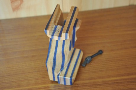 Vendo cacha laminada original para Walther GSP, diestra talla S en perfecto estado y sin ningún tipo de 01