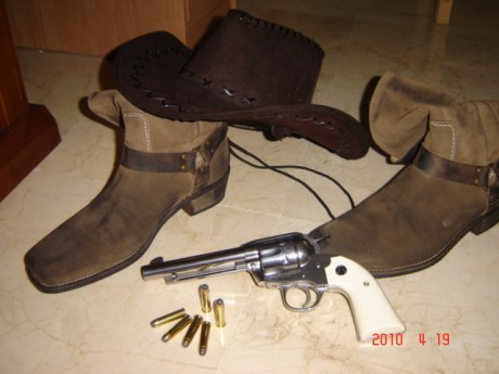 GUÍA PRÁCTICA EN CASO DE PADECER UN ASALTO VIOLENTO EN EL DOMICILIO

Dado el espectacular incremento de 70