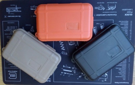 Cajas estancas no metálicas, ligeras y robustas, perfectas para proteger tanto de golpes como de la humedad 11