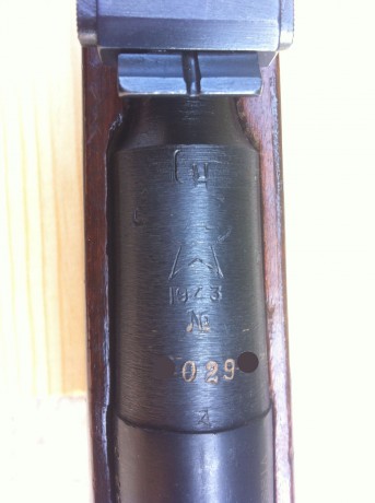 El Mosin-Nagant ..
es un rifle militar accionado por cerrojo, con cargador de cinco proyectiles, que 110