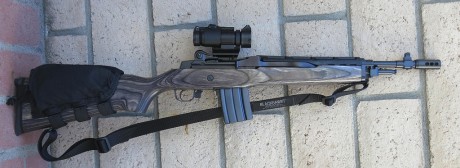 Vendo carrillera Blackhawwk. Sin uso. En su funda original.

Precio 20 euros envío certificado incluido.

Como 10