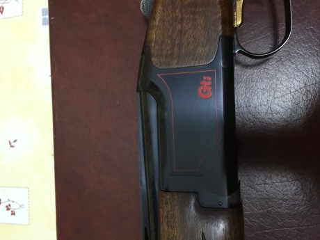 Vendo Browning Gti perfecto estado, como nueva. 75 de cañón * y *- estrellas. 18-4 de recámara, maderas 00