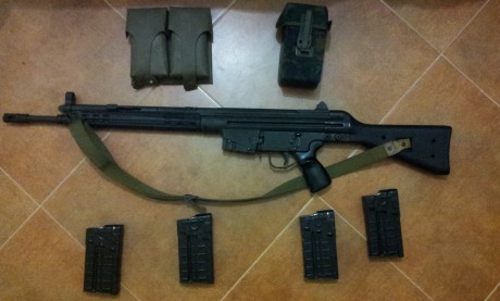 Se vende Cetme C de Mike Custom Guns con accesorios, incluye:
- Culata de G3 negra adaptada a Cetme
- 20