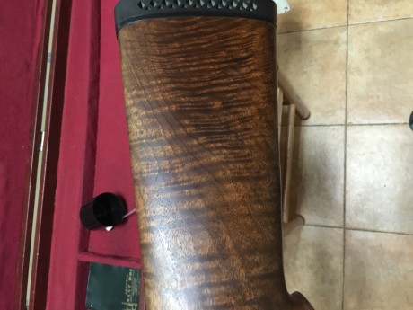 Vendo Browning Gti perfecto estado, como nueva. 75 de cañón * y *- estrellas. 18-4 de recámara, maderas 22