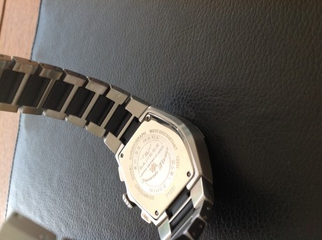 De mi colección, pongo a la venta este reloj edición Fernando Alonso.
Marca. Sandoz
Hecho en acero y caucho.
Marcha 02