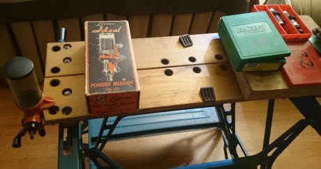 Buenos días
Por ofrecimiento a un compañero que puso un mensaje de venta, que no llevaba ni precio ni 10