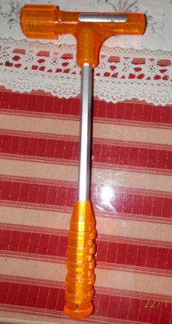 Hola vendo estos artículos para recarga: Un martillo de inercia en perfecto estado y estas 9 bandejas 00