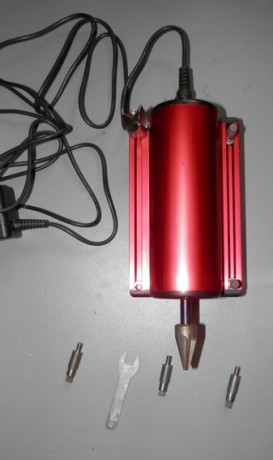 Hola, Vendo este "reparador de vainas", con él se puede limpiar el interior de la vaina con 00