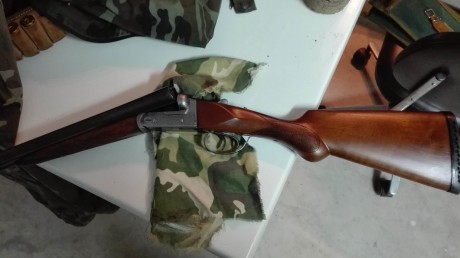 Ola amigos otra vez estoy por aquí en este caso con la escopeta de mi abuelo que me dio este verano he 11