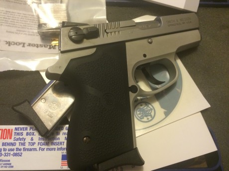 Vendo pistola smith & wesson CS9 9mm pb. Modelo CS9 chiefs Special, miras novak militares.
Características: 00