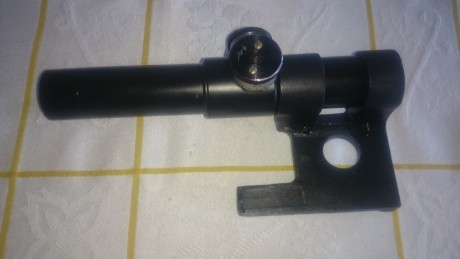 Hola,vendo visor con su montura tipo PU con todos sus accesorios para mosin nagant,el visor no es original,la 00