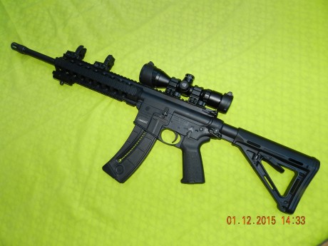 Extraordinaria carabina de asalto SMITH & WESSON MP15MOE casi a estrenar. Dispara tan rápido como 02