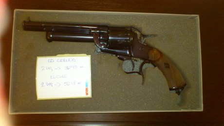 Buenas:
Pongo a la venta revolver  Lemat mod caballería sin uso por 700€  (El San Marco esta vendido)
saludos 70
