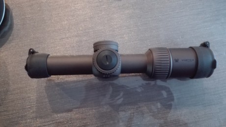 Vendo Visor Vortex Razoback HD GEN II Reticula Jerry Miculet.
1-6x24
Estado IMPOLUTO, comprado hace 1 00