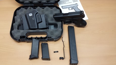 Pues eso, vendo mi glock 26 en perfecto estado y con varios extras.
1. Cargador 31 tiros original glock.
2. 00