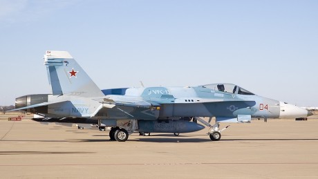 Pues eso, en este hilo pretendo deleitaros como amantes de los aviones de combate que sois muchos, con 141