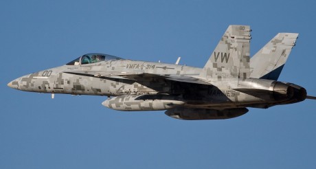 Pues eso, en este hilo pretendo deleitaros como amantes de los aviones de combate que sois muchos, con 160