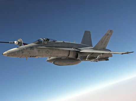 Pues eso, en este hilo pretendo deleitaros como amantes de los aviones de combate que sois muchos, con 10