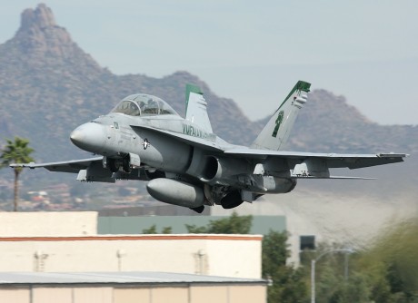 Pues eso, en este hilo pretendo deleitaros como amantes de los aviones de combate que sois muchos, con 30