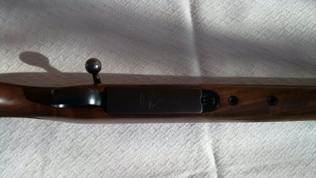 Hola, pongo a la venta el siguiente rifle:
Mauser M03 Trail en calibre 308 Win. con la culata de madera. 11