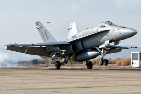 Pues eso, en este hilo pretendo deleitaros como amantes de los aviones de combate que sois muchos, con 42