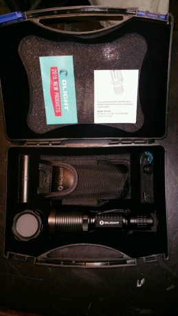 Hola a todos...pues eso ..vendo linterna tactica olight m22 warrior  950 lumenes 4 modos 2015+ tactical 00