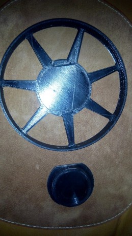 Buenas tardes, 

Vendo ruedas de paralaje de hasta 120mm realizadas en material plástico con impresora 92