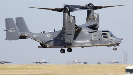 Pues eso, en este hilo pretendo deleitaros como amantes de los aviones de combate que sois muchos, con 80