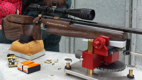 Pongo a la  venta esta preciosidad de carabina feimwerkbau 2600 custom 22lr.
Se puede ver y probar sin 50