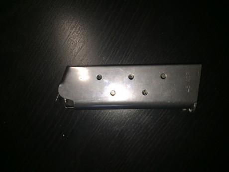 Se vende esta espectacular pistola del fabricante americano KIMBER, en calibre .45 ACP.
Se trata del modelo 10