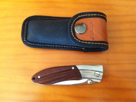 :clint: Vendo navaja Mcusta Ripple con hoja de acero inoxidable VG-10 de 74 mm. de largo. Espesor de hoja: 01