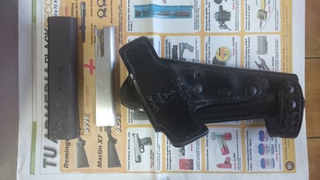 Vendo material para revolver que ya no utilizo por pasarme a otro modelo con moonclips.

6 cargadores 12