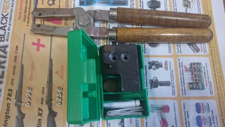Tenazas Rcbs y molde Rcbs 40 S&W 170 Grains SWC

70€ más transporte.



El material esta en Madrid 01