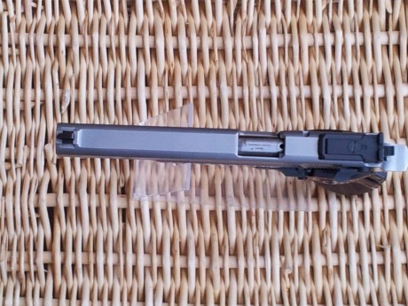 ¡ Hola a todos !

Un compañero me ha pedido que gestione la venda su Smith & Wesson 952-2 LS Performance 02